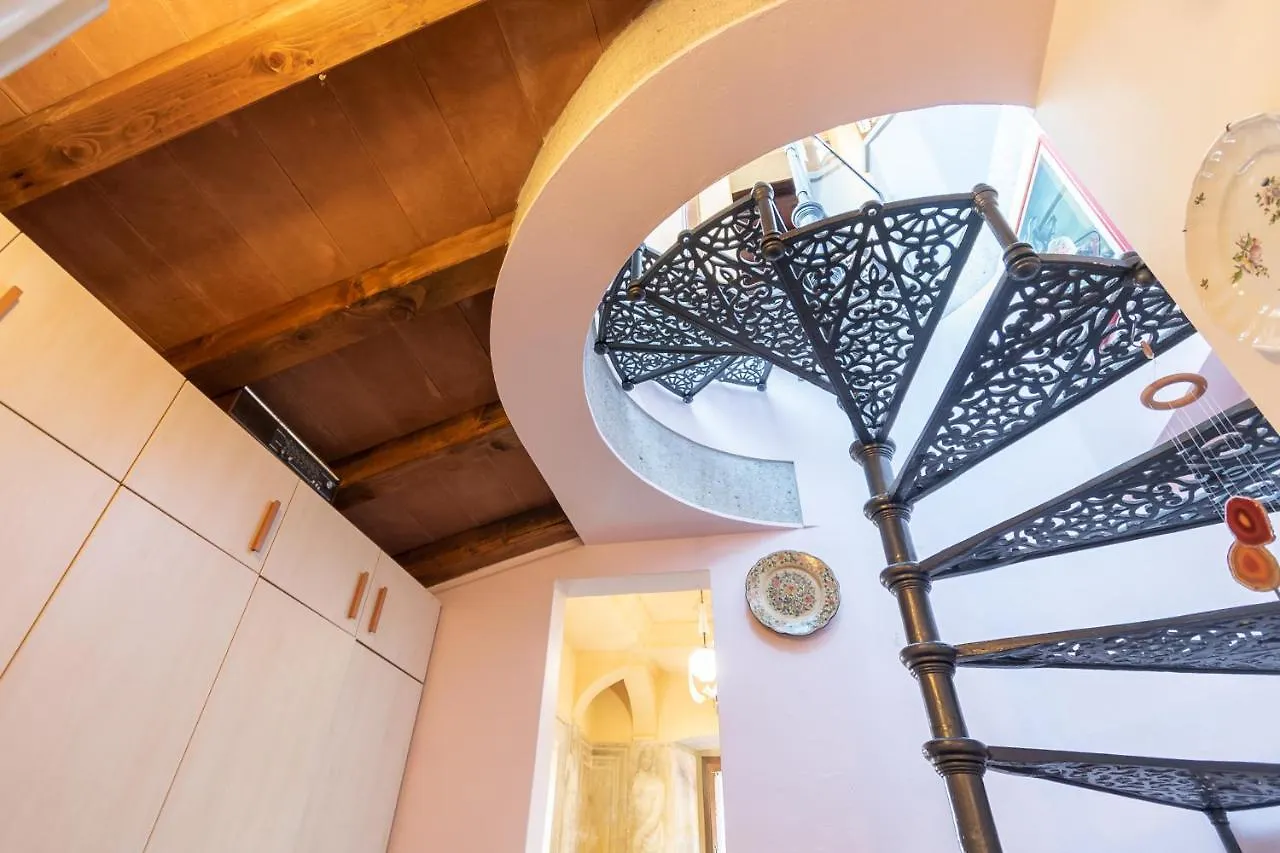 Villetta La Colombaia Carzano  Holiday home Carzano (Lombardy)